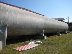 liegender-stahl-fermenter-mit-isolierung-links