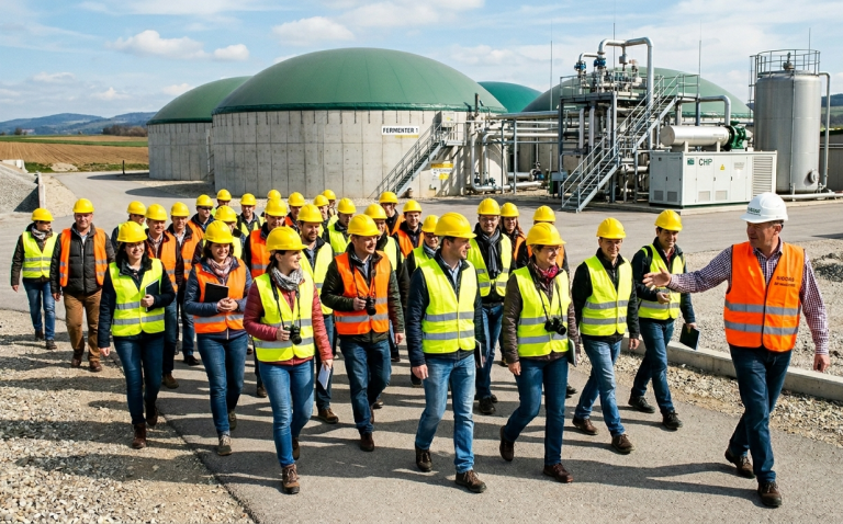 Gemini_Generated_Image_vwakc6vwakc6vwak_V2