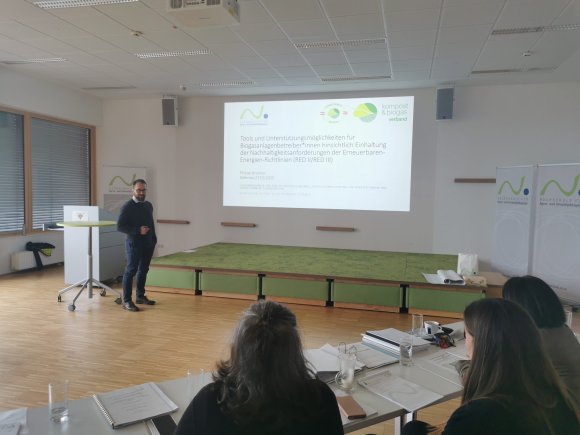 <p style="text-align:left;line-height:1;color:#38761d;font-size:14px;font-weight:bold;font-family:Helvetica,Arial">Herzliche Gratulation an Florian Brunner</p>